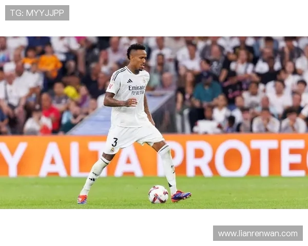 记者：左腿股四头肌受伤的米利唐将因伤缺阵10天